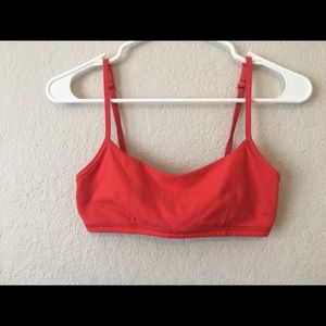 Lululemon sports bra